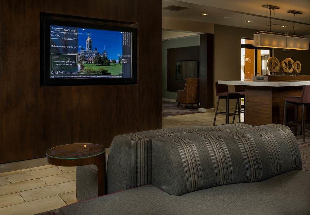 Courtyard By Marriott New Haven