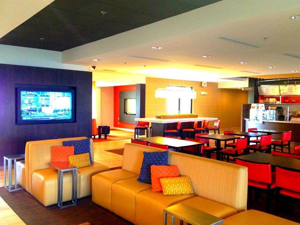 Courtyard By Marriott New Haven 2*