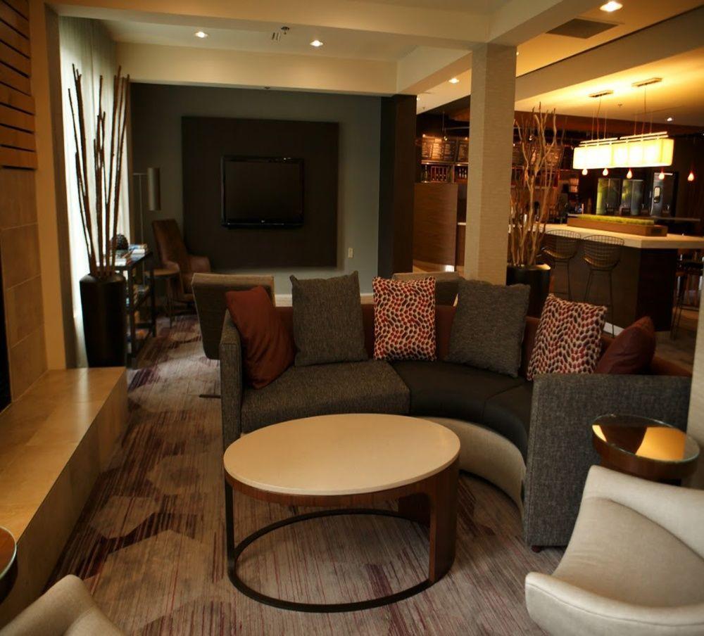 Courtyard By Marriott New Haven Hotel 2*